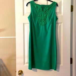 Green Short Dress with Lace-Like Collar Detail